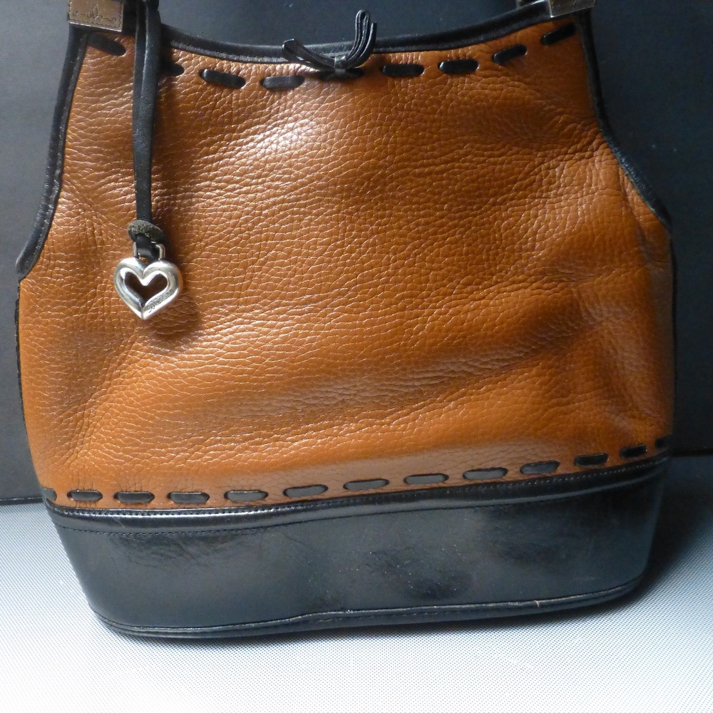Brighton classic bow elegant leather shoulder bag